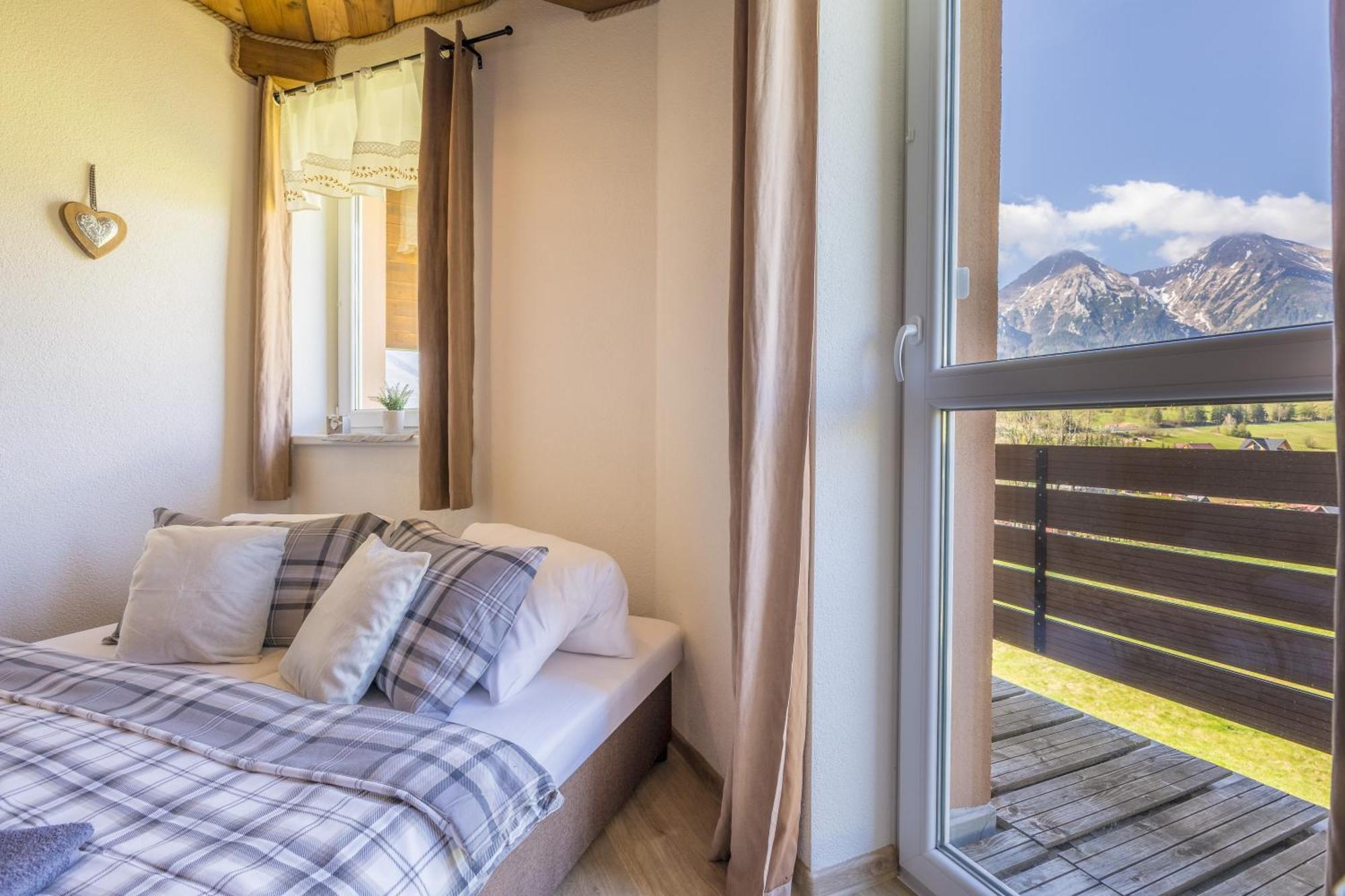 Privat Na Vrsku Apartamento Ždiar Exterior foto